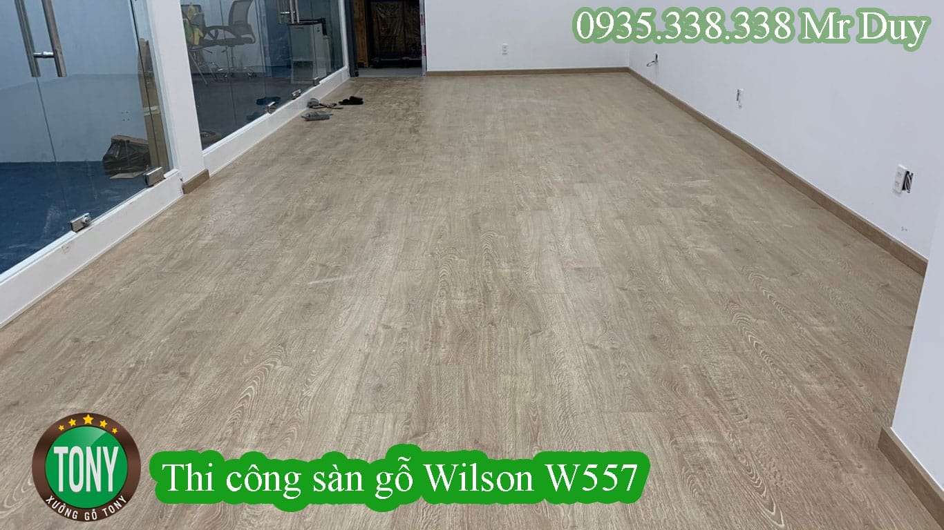Thi cong san go Wilson W557 hinh4