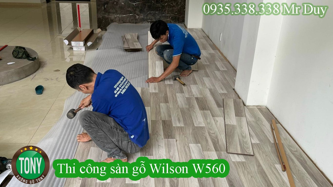 thi cong san go Wilson W560 hinh1